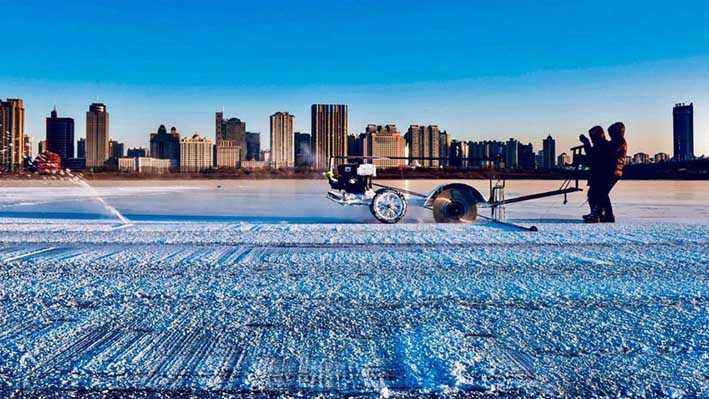 鋸冰車采冰工(gōng)具