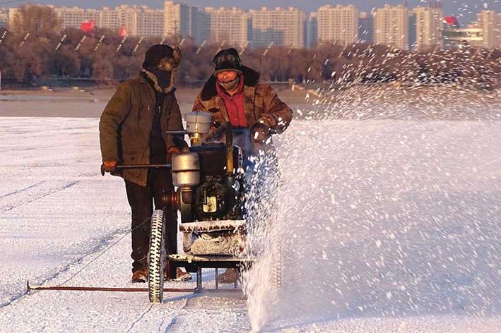 鋸冰(bing)車采冰工具